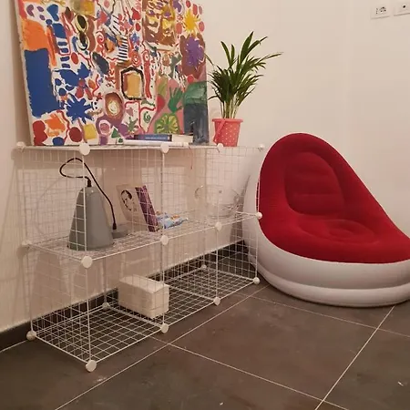 Kingu's Habitación en casa particular Golem (Tirana)